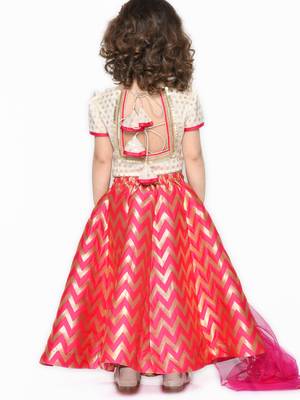 Girls Magenta & Cream-Colored Ready to Wear Lehenga & Blouse With Dupatta 2