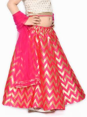 Girls Magenta & Cream-Colored Ready to Wear Lehenga & Blouse With Dupatta 4