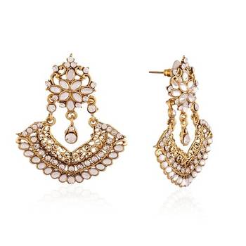 Glistening Gold Plated Jewellery Earrings For Women 3