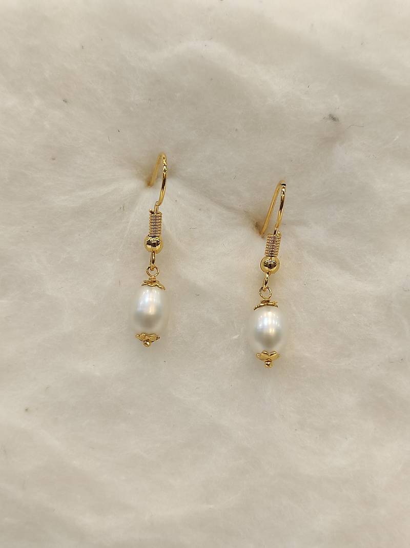 White pearl earrings