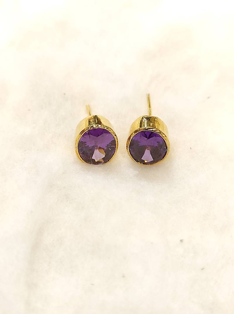 Purple pearl earrings