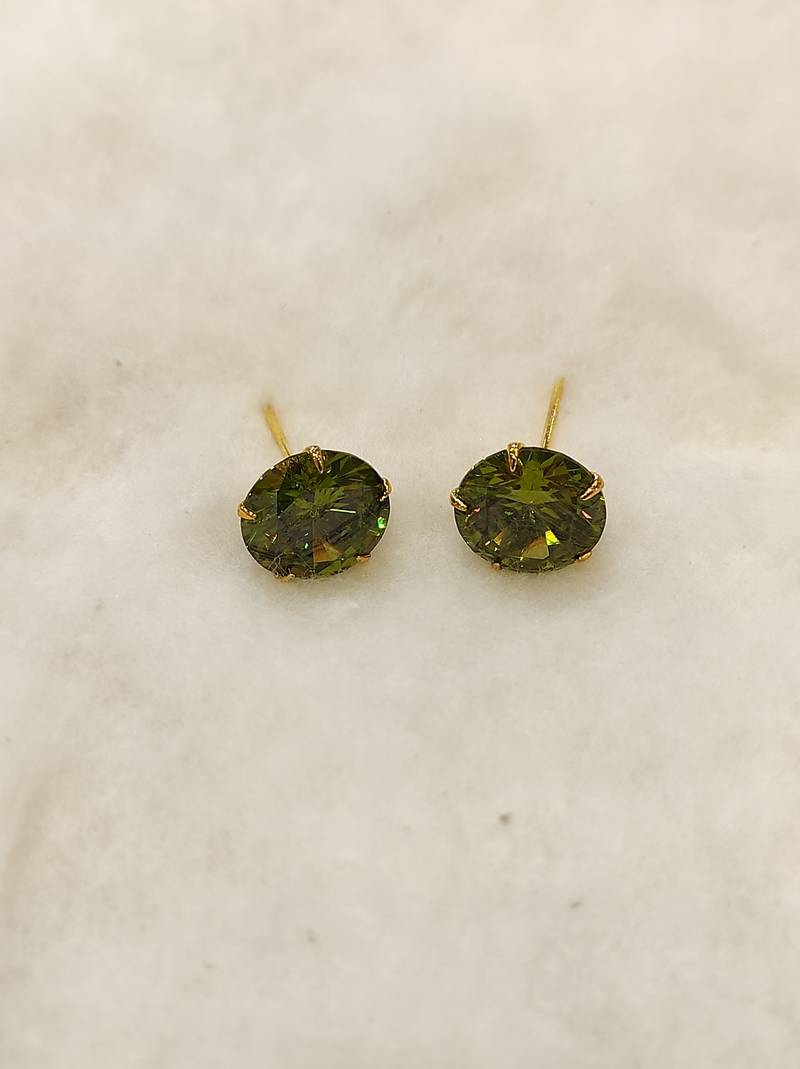Green pearl earrings