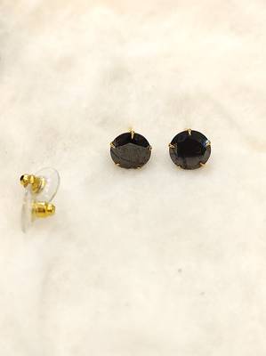Black pearl earrings 1