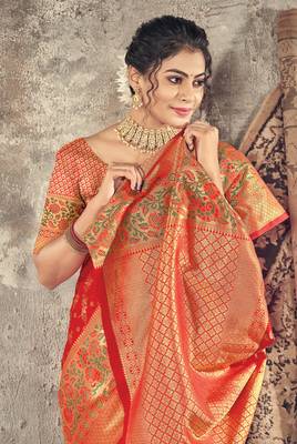 Red woven silk saree with blouse 2