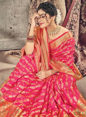 Pink woven silk saree with blouse 2