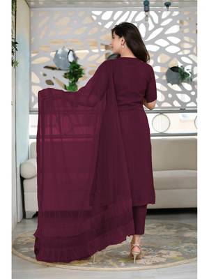 Magenta Poly Rayon Women's Kurta & Pant Set With Ruffle Dupatta 2