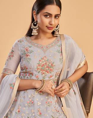 Light-lavender embroidered georgette salwar 4