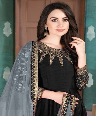 Black Silk Anarkali Salwar Kameez 3