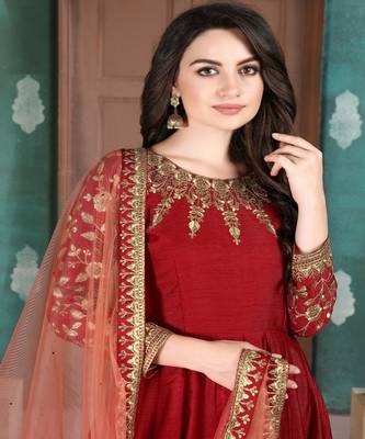 Red Silk Anarkali Salwar Kameez 3