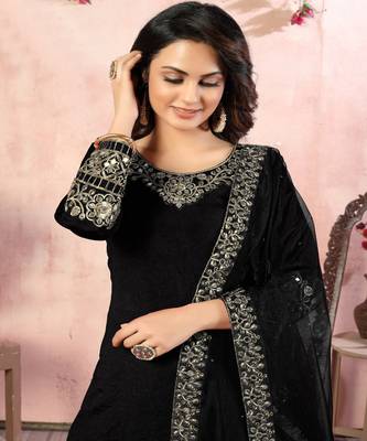 Black Art Silk Pakistani Salwar Kameez 3