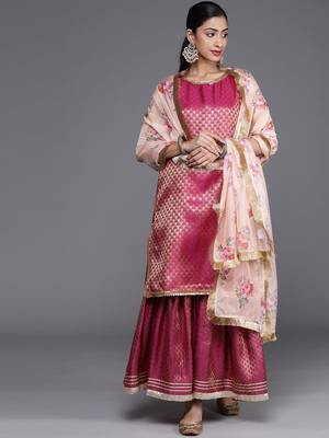 ksut-women-magenta-ethnic-motifs-sequinned-kurta-with-sharara-with-dupatta 1