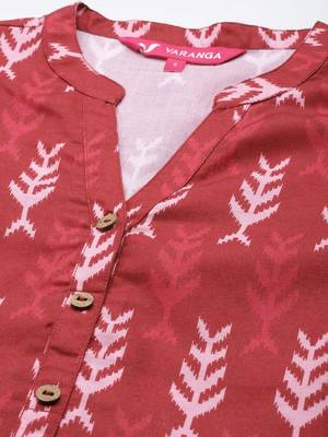 varanga-women-maroon-white-ethnic-motifs-printed-kurt 3