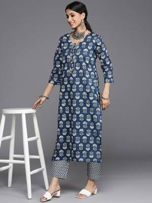 varanga-women-blue-ethnic-motifs-printed-sequinned-pure-cotton-kurta-with-trousers 1