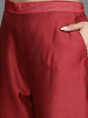 varanga-women-maroon-ethnic-motifs-embroidered-gotta-patti-kurta-with-trousers-dupatta 4