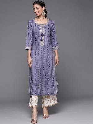 varanga-women-blue-white-bandhani-printed-kurta 2