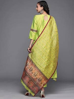 varanga-women-lime-green-ethnic-motifs-yoke-design-beads-and-stones-kurta-with-trousers-with-dupatta 1