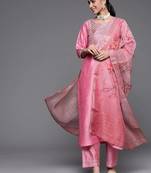 varanga-women-pink-ethnic-motifs-embroidered-mirror-work-kurti-with-trousers-dupatta
