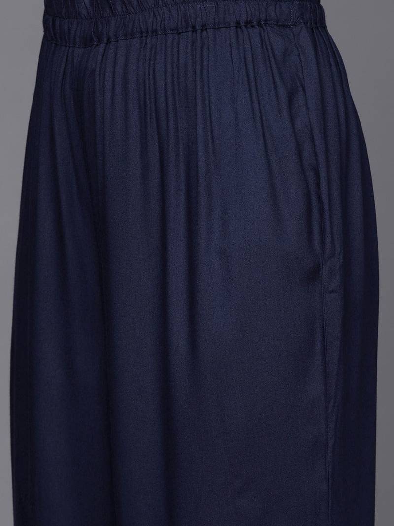 varanga-women-navy-blue-yoke-design-thread-work-pure-cotton-kurta-with-trousers