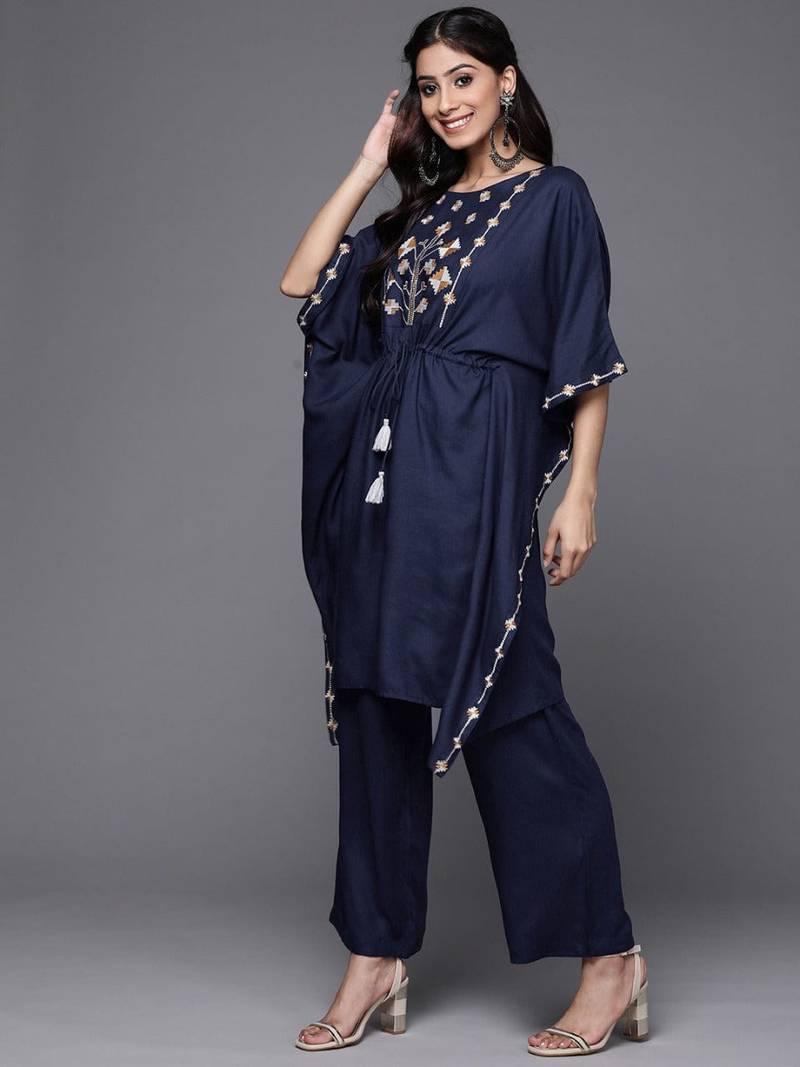 varanga-women-navy-blue-yoke-design-thread-work-pure-cotton-kurta-with-trousers