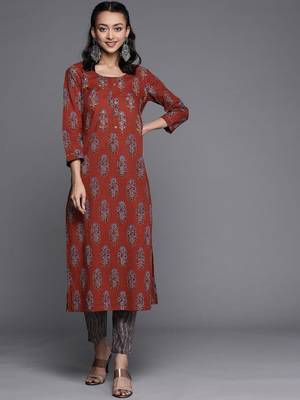 varanga-women-rust-floral-printed-pure-cotton-kurta-with-palazzos 5