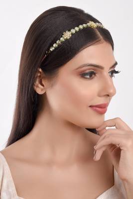 Gold cubic zirconia maang-tikka 3