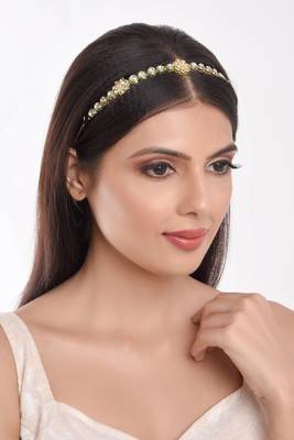 Gold cubic zirconia maang-tikka 4