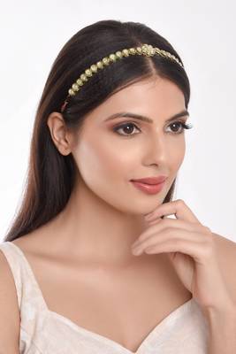 Gold cubic zirconia maang-tikka 4