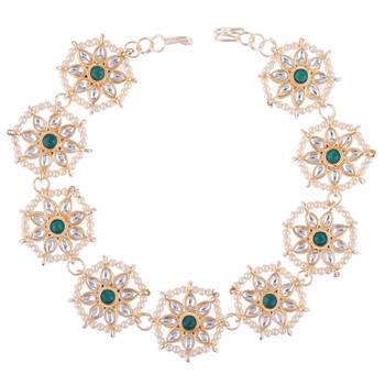 Gold pearl maang-tikka 1