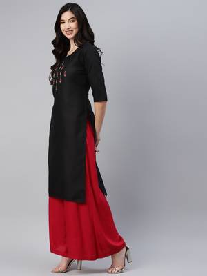 Black embroidered cotton ethnic-kurtis 3