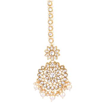 Gold pearl maang-tikka 3