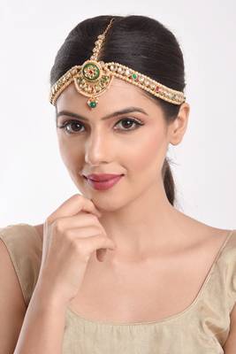 Gold pearl maang-tikka 1
