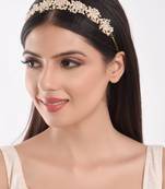 Gold pearl maang-tikka