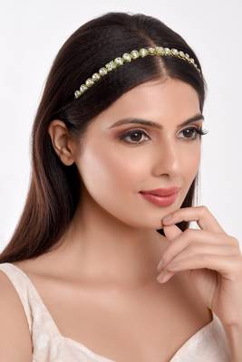 Gold cubic zirconia maang-tikka 3