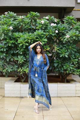 Blue colour pure gaji silk kaftan  4