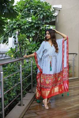White colour pure gaji silk kaftan  3