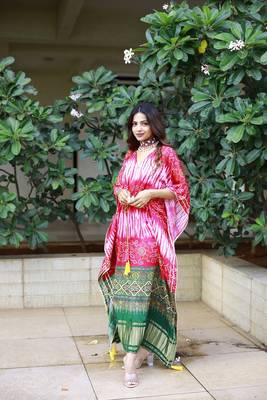 Pink colour pure gaji silk kaftan  1