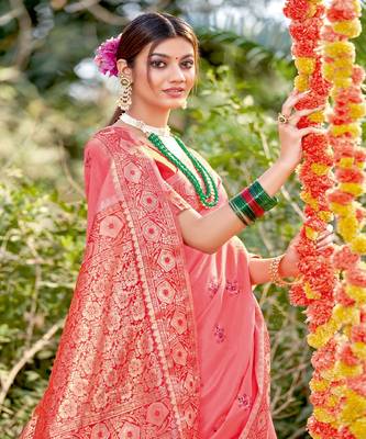 Riwazo Light Pink Cotton Woven Work Traditional Saree 2