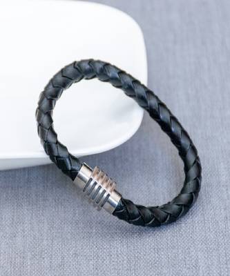Classic Black Band 1