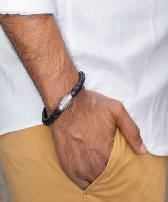 Classic Black Band 2