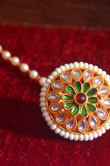 Kundan meenakari work maang-tikka or borla hair maangtikka accessory