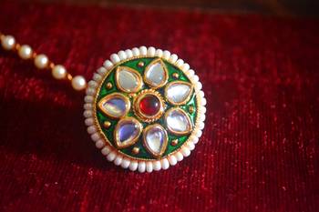  Kundan meenakari work maang-tikka or borla hair maangtikka accessory 3