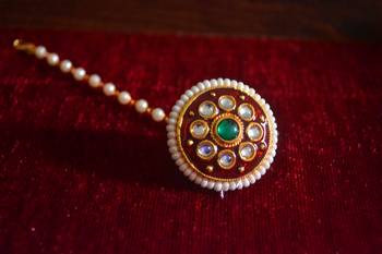 Kundan meenakari work maang-tikka or borla hair maangtikka accessory 2