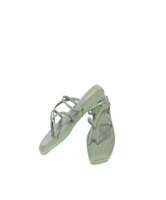 Women Green Uber Stylish  Solid Strappy Open Toe Flats 3