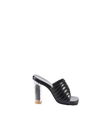 Chic Black Quillted Strap Block Heels 2