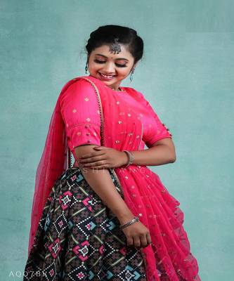 Girls Silk Patola Lehenga 4