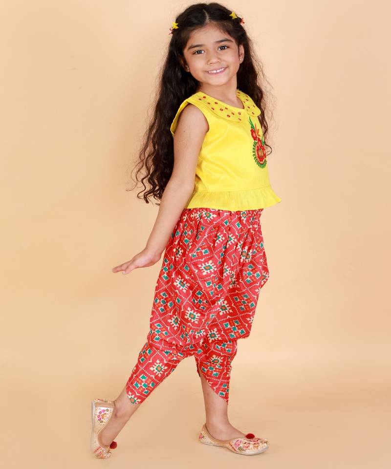 KID1 Mirror Embroidered Work Top With Pattola Print Dhoti