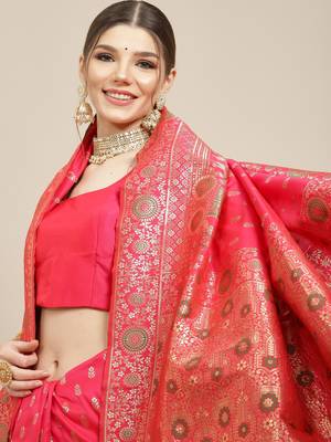 Striking Dark Pink Zari Woven Banarasi Silk Light Weight Saree 3