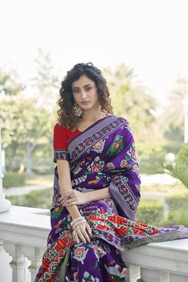 Charming Wine  Woven Silk Patola Light Weight Saree 3