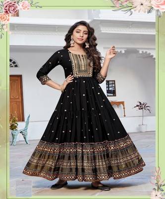 Festival look long kurtis 1