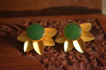 Classic Designer Semi Precious Stone Floral Studs Earrings 1